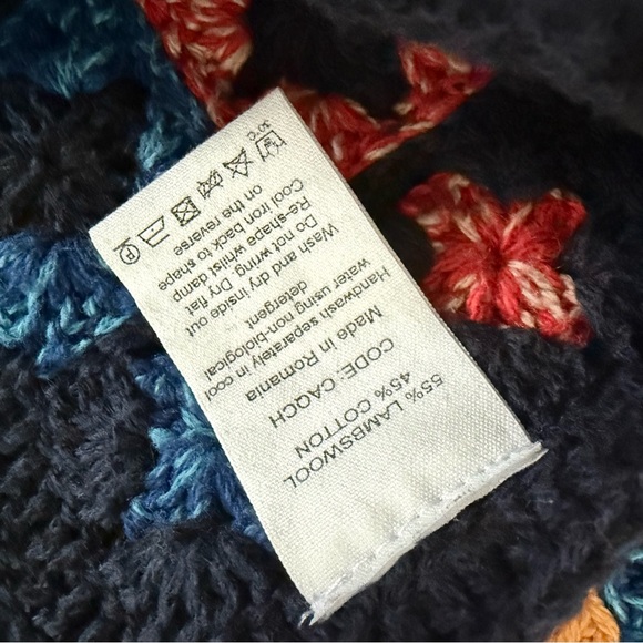 Toast UK Crochet Wool Cotton Vest - Picture 5 of 6